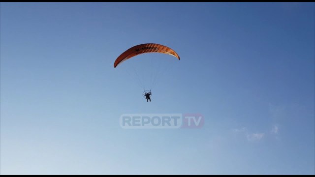 Report TV -Demokratët në Rrogozhinë kërkojnë nga ajri largimin e Ramës