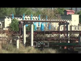 RTV Ora - Përfundon afati për dorëzimin e ofertave për shitjen 75 mijë tonë naftë bruto