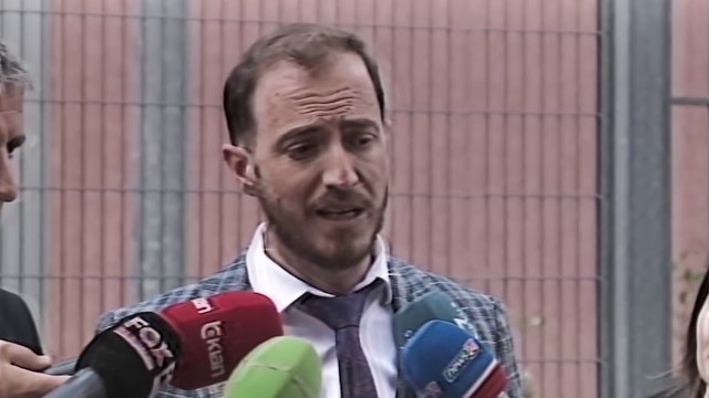 “TA ARRESTONIT, JO TA VRISNIT, VAJZA E ADMIR MURATAJT PADIT POLICINË E SHTETIT