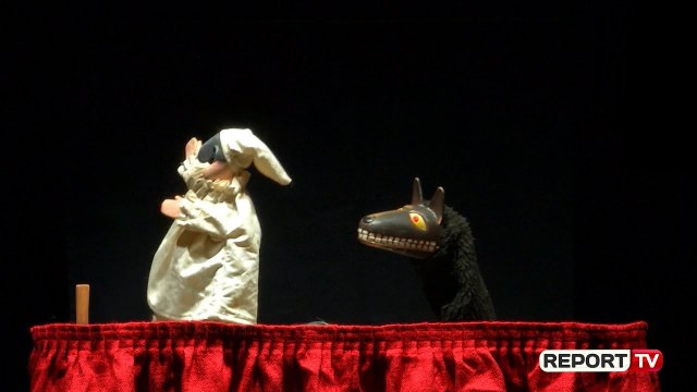 Report TV - Festivali Ndërkombëtar i Kukullave në Tiranë, fëmijët: Jemi shumë të lumtur