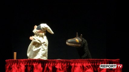 Report TV - Festivali Ndërkombëtar i Kukullave në Tiranë, fëmijët: Jemi shumë të lumtur