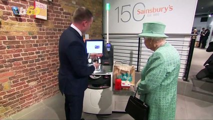 Queen Elizabeth Asks About Cheating Self-Service Checkout Machines At Sainsbury's Pop-Up Shop