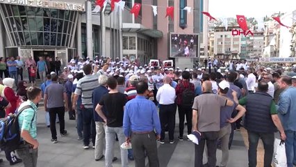 KOCAELİ İzmit Belediyesi'nden işçi çıkarılmasına, sendikadan tepki
