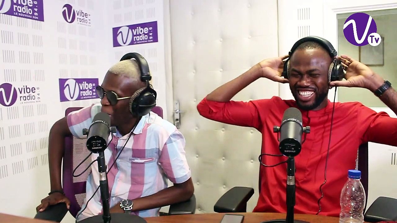 On s'éclate à la radio - Venom et Roméomania drague en direct.