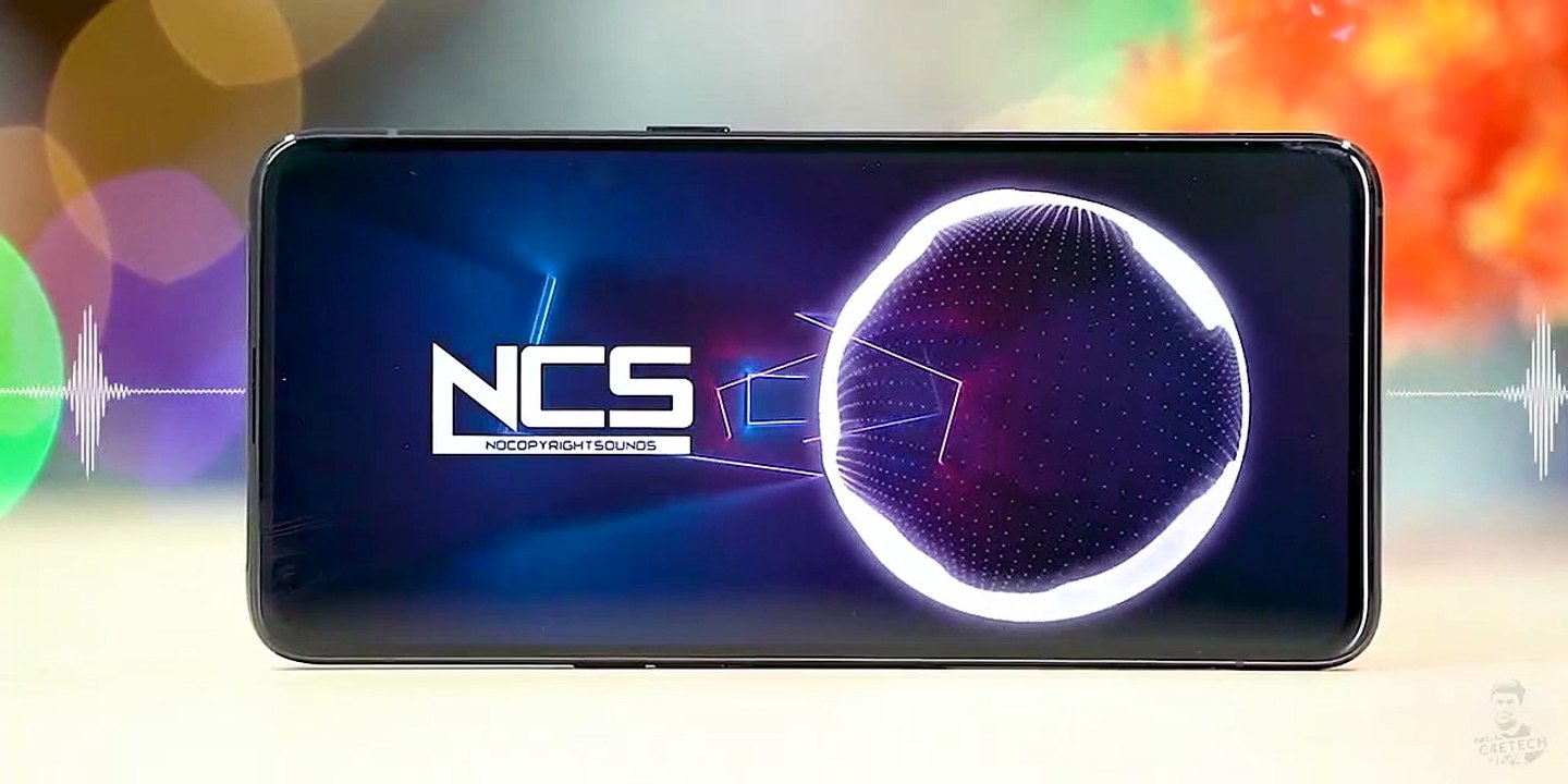 Unboxing the OPPO Reno 10X Zoom w_ 60x Digital Zoom