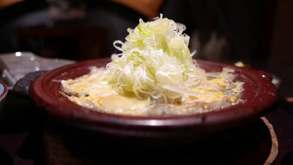Street Food Market Discovery | Japanese Food - WORM FISH HOTPOT Fried Loach Tokyo Seafood Japan