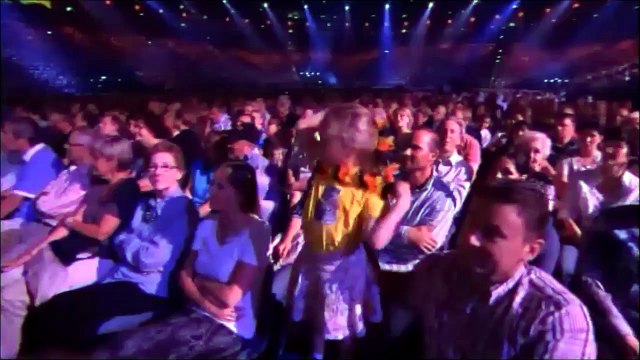 Live: Helene Fischer – Medley 2 (Das Letzte Wort Hat Die Liebe / Im Reigen Der Gefühle / Zaubermond) — Zum ersten Mal mit Band und Orchester