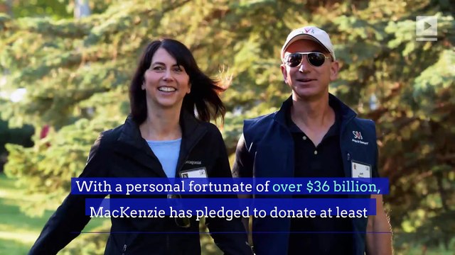 MacKenzie Bezos Pledges Half of Divorce Settlement to Charity