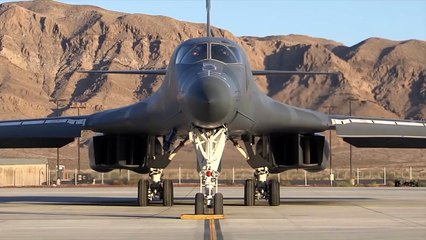 Stunning Video of B-1 Lancer in Action - Takeoff & Landing