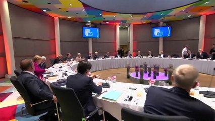 La UE campa en sus posiciones al inicio de reparto del poder