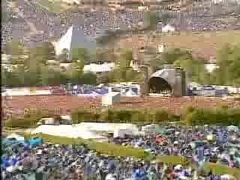 Franz Ferdinand - Take Me Out (Live)