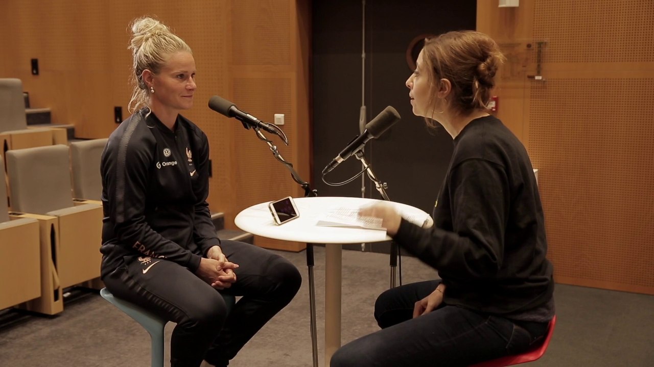 Amandine Henry‏, capitaine des Bleues : "À 10 ans, je voulais atteindre le foot de haut niveau"
