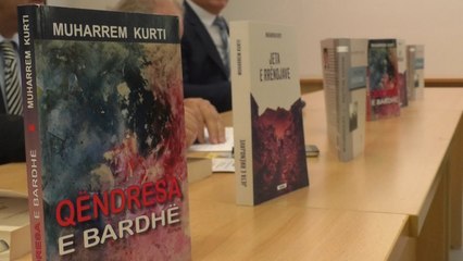 Zyrtarisht hapet “Mitingu i Poezisë”- Promovohen katër libra të Muharrem Kurtit-Lajme