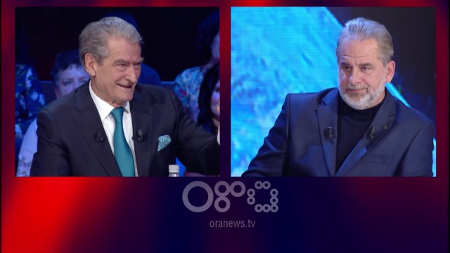 360 gradë - Berisha: Taksa e Haradinajt, kundër Thaçit dhe Ramës me flamurin e Serbisë së Madhe