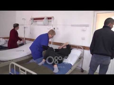 RTV Ora - Dalin analizat: Helmimi në Bulqizë nuk ka ardhur nga uji i pijshëm