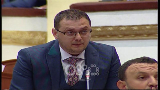 RTV Ora - Kandidati i PD shkon në Parlament, por refuzon mandatin, Ruçi: Suksese në jetë!