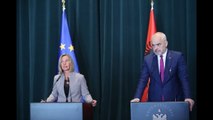 RTV Ora - Mogherini Haradinajt për ndarjen e Kosovës: Nuk jam pjesë e asnjë plani, hiqni taksën