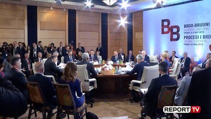 Report TV zbardh përplasjet e brendshme me Vuçiç në Samit, pse bojkotoi Thaçi dy herë Metën