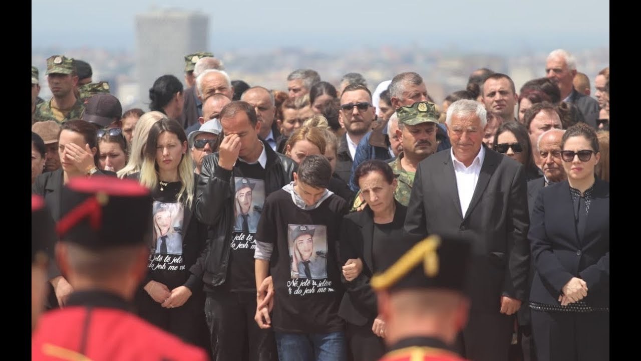 Report TV - Ceremonia e plotë e lamtumirës së nëntetares Zarife Hasanaj