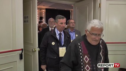 Mblidhet kuvendi mbarëkombëtar, Shllaku: Gjuha standarde nuk rrezikohet nga gegërishtja