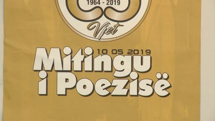 Mbahet Tribuna Qendrore e Mitingut të Poezisë-Lajme