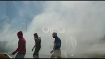 RTV Ora - VIDEO pa koment/ Merr flake kamioni në autostradën Lushnje - Fier