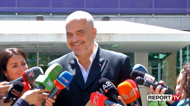 Gazetarët nuk kanë me pytje për të, Rama: Jeni bërë shumë te mirë dhe une do jem i tillë me ju