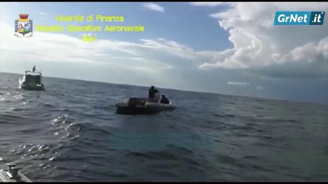 Gomonia me kanabis kapet pas ndjekjes - News, Lajme - Vizion Plus