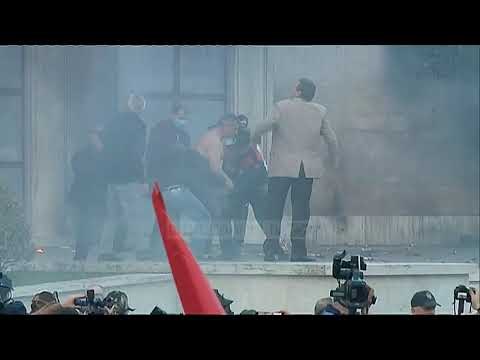 Ndërkombëtaret, thirrje kundër dhunës. Presidenti Meta bën thirrje për qetësi