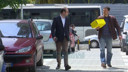 PD padit sekretarin e kuvendit - News, Lajme - Vizion Plus