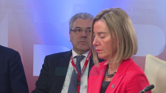 Haradinaj: Mogherini në Tiranë tha, “hiqni taksën se u ndaj Kosovën” - Lajme - Vizion Plus