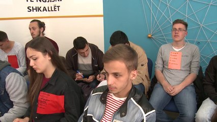 Qendra për Karrierë po vazhdon me sukses trajnimet e nxënësve-Lajme