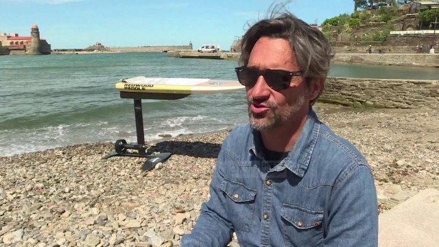 Sërf edhe kur nuk ka dallgë, shpikja më e re e francezit - Top Channel Albania - News - Lajme