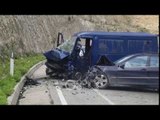 RTV Ora - Makinat përplasen “kokë më kokë”, një i vdekur dhe dy të plagosur