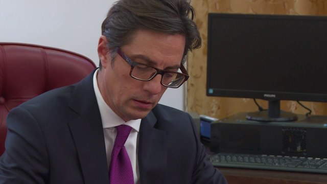 Të hënën presidenti i ri do të firmos dhjetëra ligje