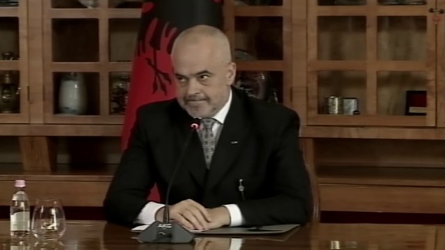 PROTESTAT, RAMA MARSHIMET NUK E RRËZOJNË QEVERINË