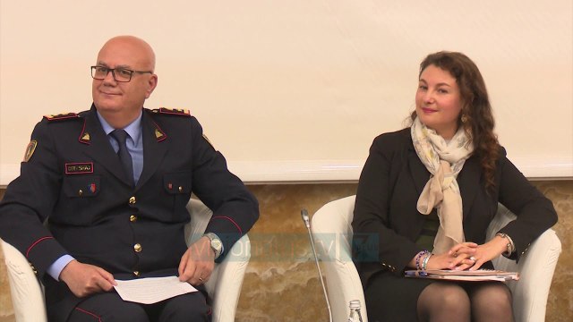 Marrëveshje kundër ekstremizmit, SHBA: Shqipëria, shembull në rajon - Lajme - Vizion Plus