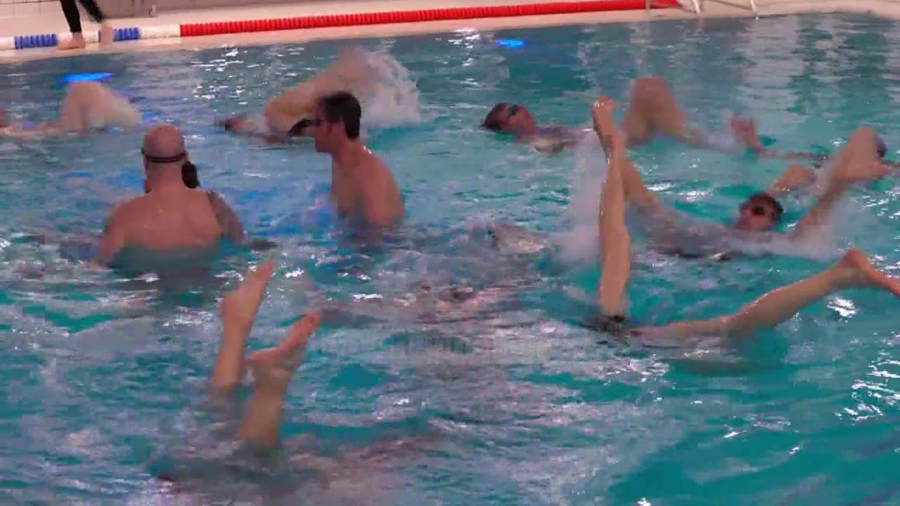 Meshkujt në sport femrash. Ekipi i notit të sinkronizuar - Top Channel Albania - News - Lajme