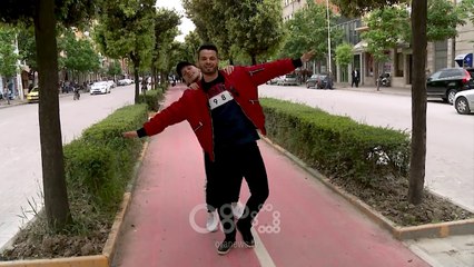 Mos i fol shoferit - Dance with Graciano - Ermal Peçi mëson të bëjë piruetën