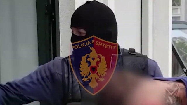 BIE NE PRANGA KOSOVARI I KËRKUAR NË GJERMANI