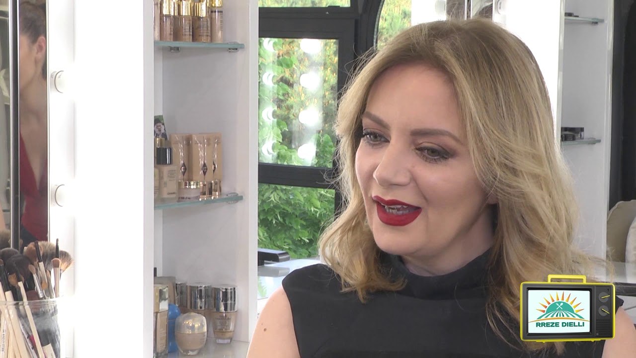 IRIS LUARASI, NJË JETË ME BUZËT E KUQE