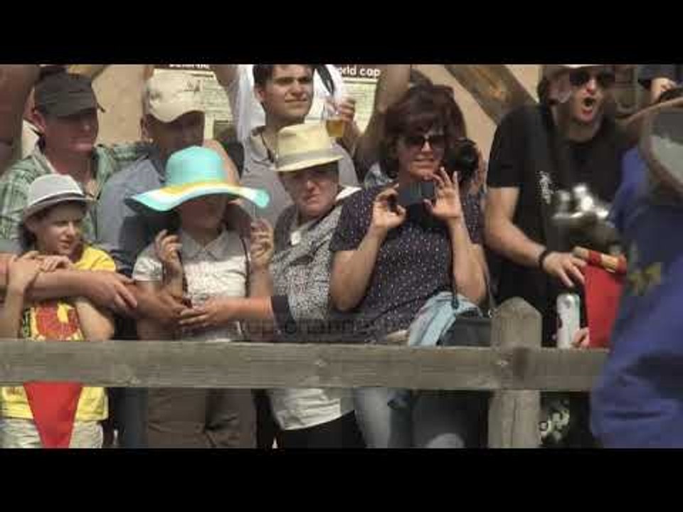 Ukrainë, inskenohet beteja mesjetare në një festival të veçantë - Top Channel Albania - News - Lajme