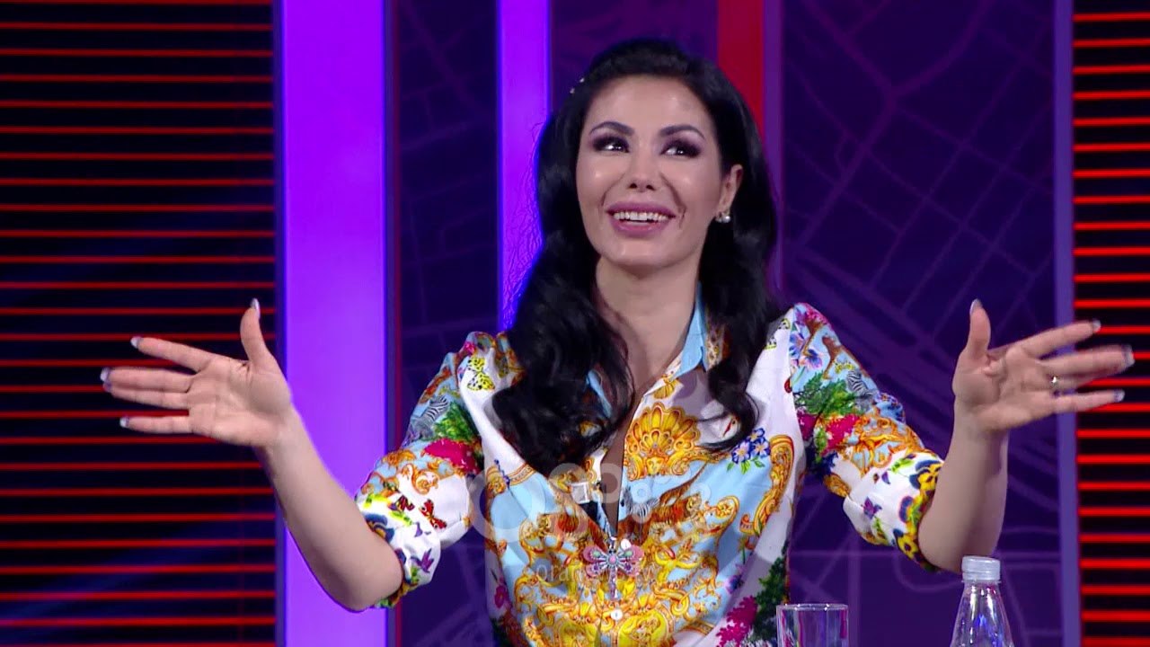 RTV Ora - "A e di ti kush jam unë? Jam vajza e Soni Malajt", ja si reagoi kur dëgjoi vajzën