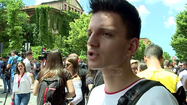 Studentët në protestë/ Tubimi dy ditë para protestës së opozitës