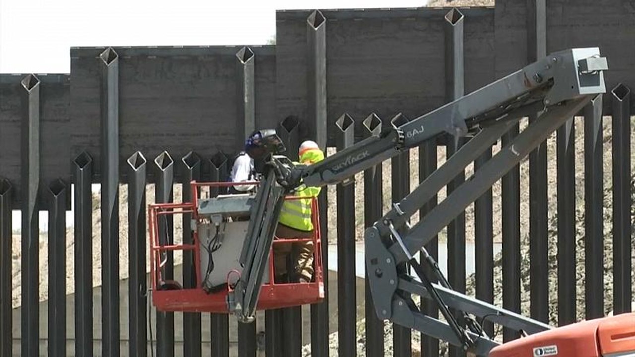 8 km lang: US-Bürger bauen eigenhändig Grenzmauer zu Mexiko