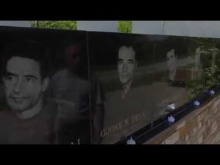 Familjarët e martirëve të Guskës kujtojnë të afërmit-Lajme