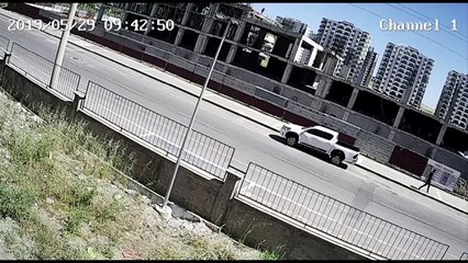 İnşaattaki çökme anı güvenlik kamerasına yansıdı - DİYARBAKIR