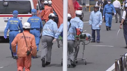 19명에 말 없이 흉기 난동...경찰 "20초도 안 걸렸다" / YTN