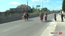 Report TV - Durrës, banorët në protestë për një semafor të prishur, burim aksidentesh