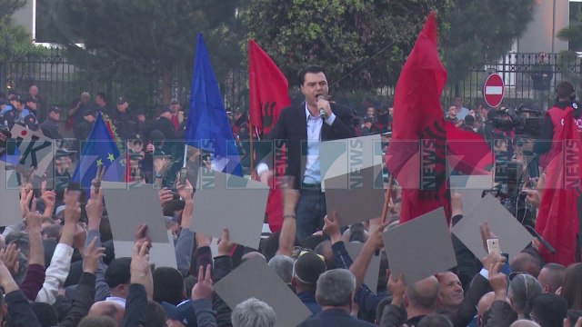 POLICIA NE GATISHMERI PER PROTESTEN, RRETH 1500 FORCA NE TERREN - News, Lajme - Kanali 7